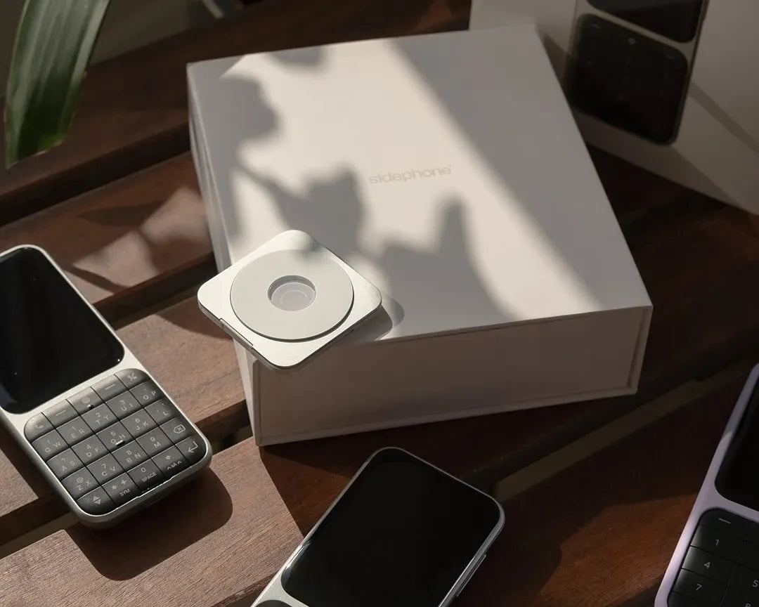 Sidephone SP-01 Modular Phone: A Visual Review